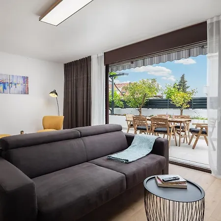 Lemon Tree Luxury, Free Parking Apartman *