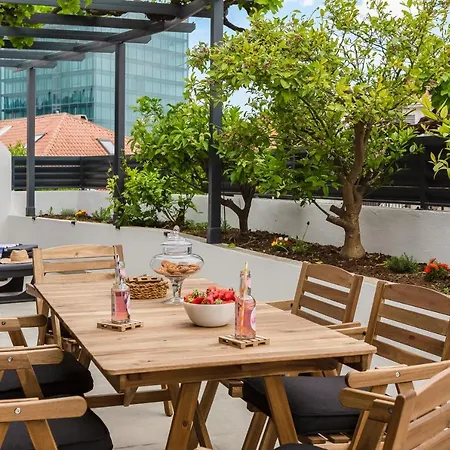 Lemon Tree Luxury, Free Parking Apartman
