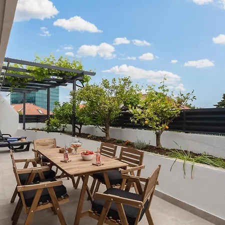 شقة Lemon Tree Luxury, Free Parking *