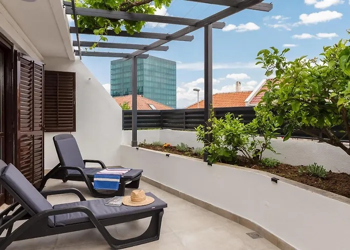 Lemon Tree Luxury, Free Parking *
